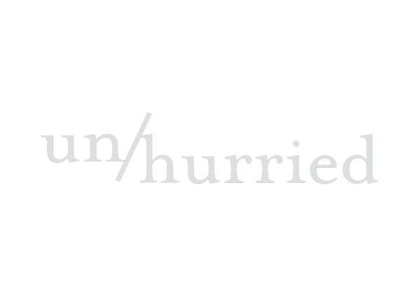 un/hurried logo